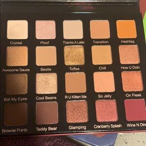 Makeup - Violet Voss Makeup - Violet Voss